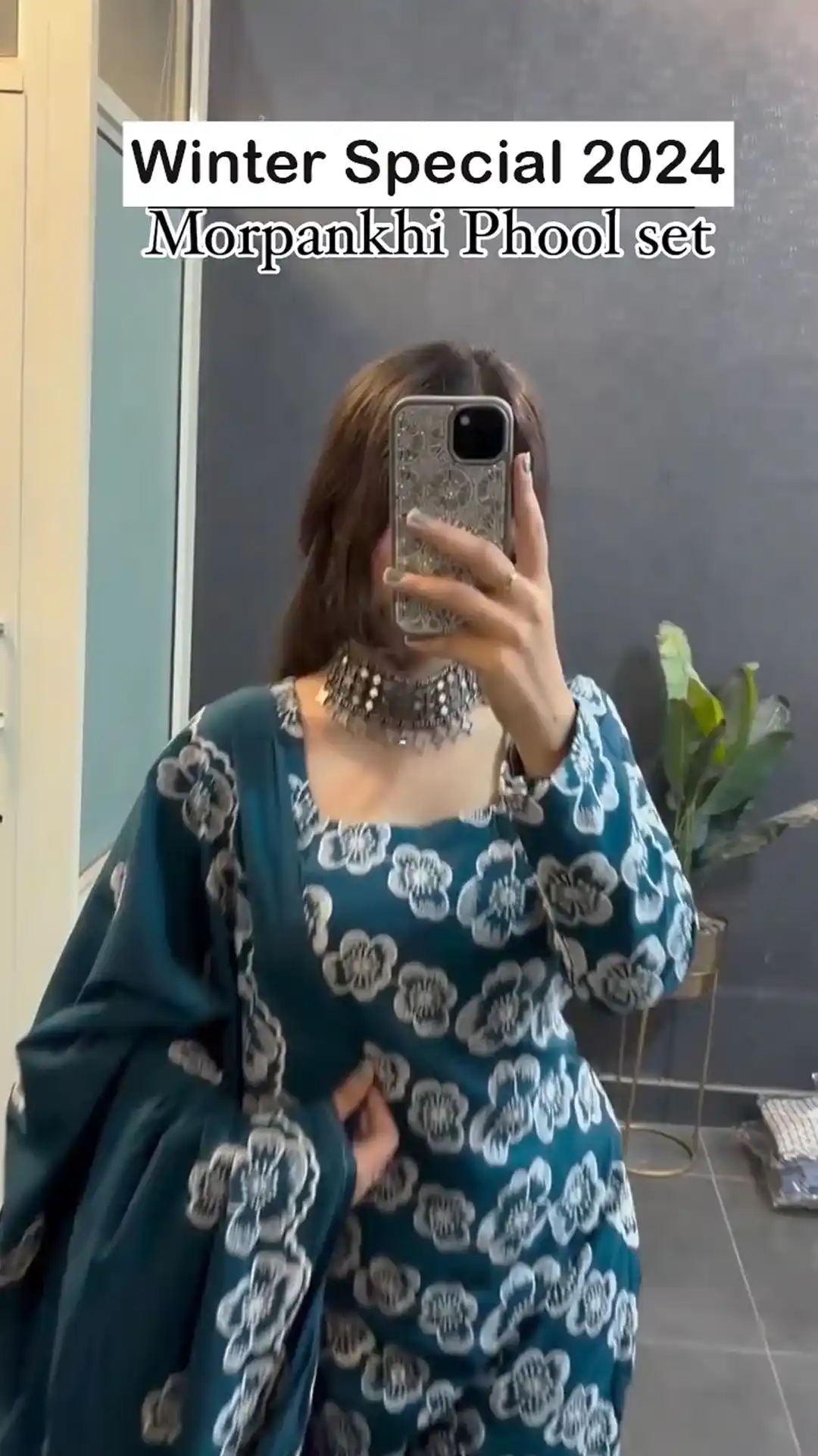 Special Straight Winter friendly suits sets.png